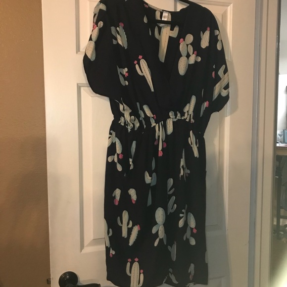 Kiki La Rue Dresses & Skirts - Kiki La Rue Catina Dress in Cactus 🌵